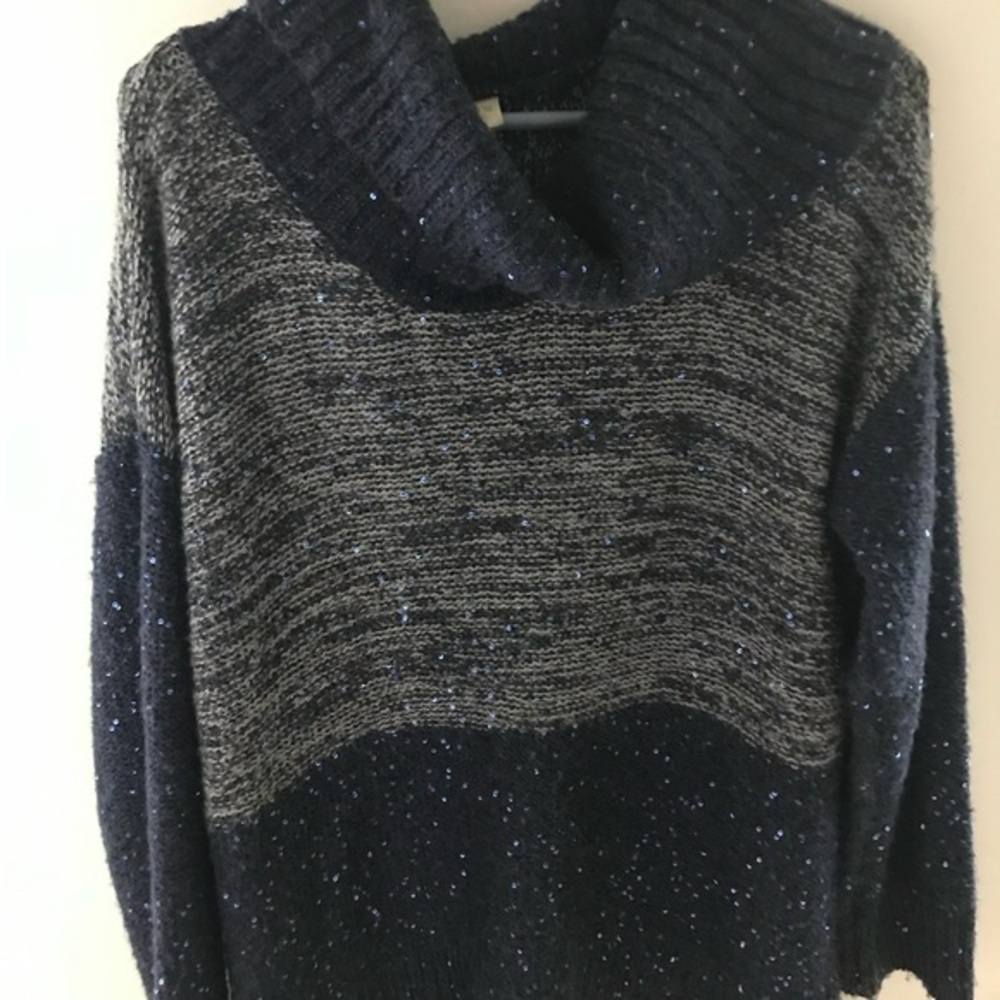 Chicos cowl neck sweater sequins blue and gray casual